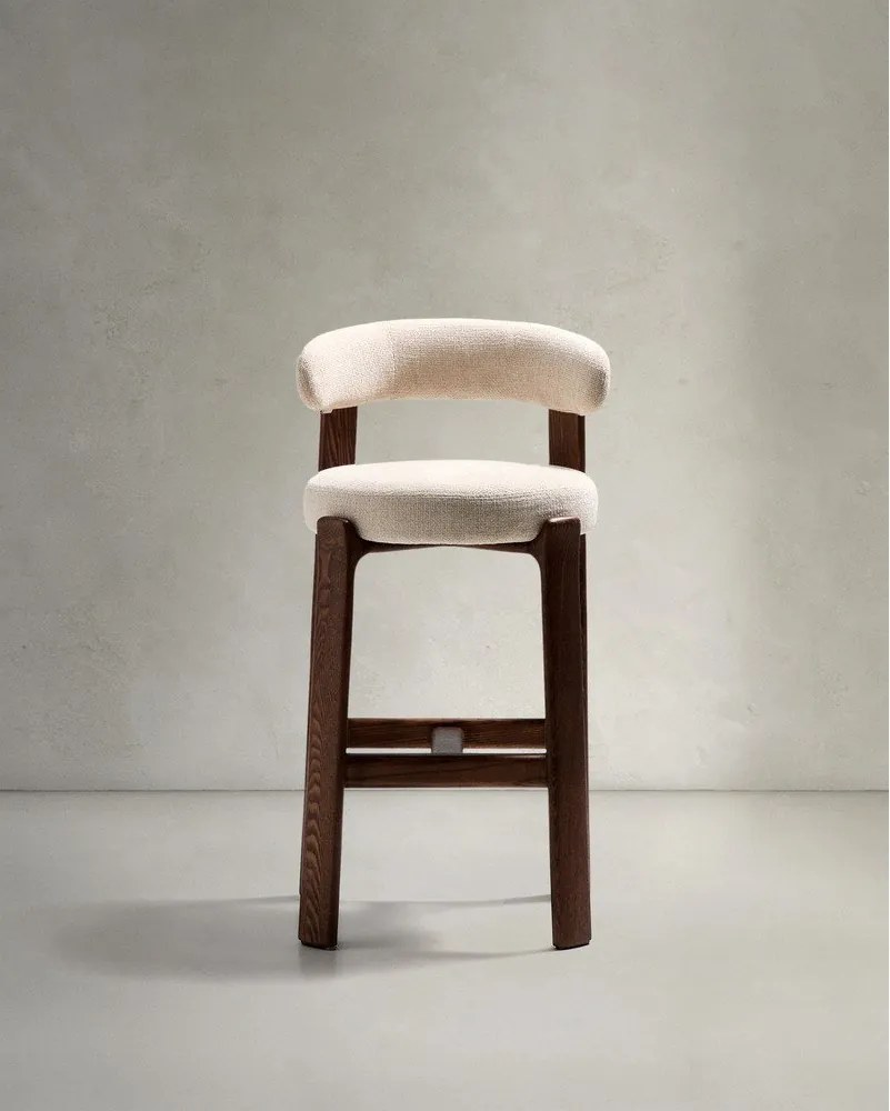 Bézs-sötét natúr színű kőrisfa bárszék (ülésmagasság 75 cm) Granite – Kave Home