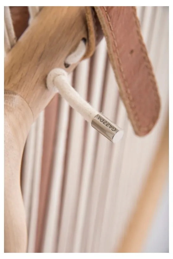 Dedo fotel tömör tölgyfa lábakkal, konyakbarna bivalybőr ülőpárnával - Gazzda