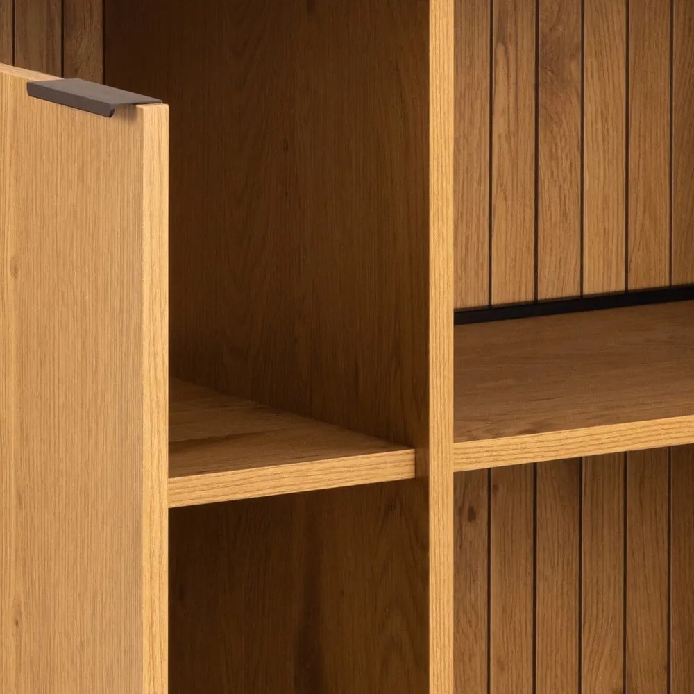 Natúr színű komód tölgyfa dekorral 160x80x45 cm Colima – Actona