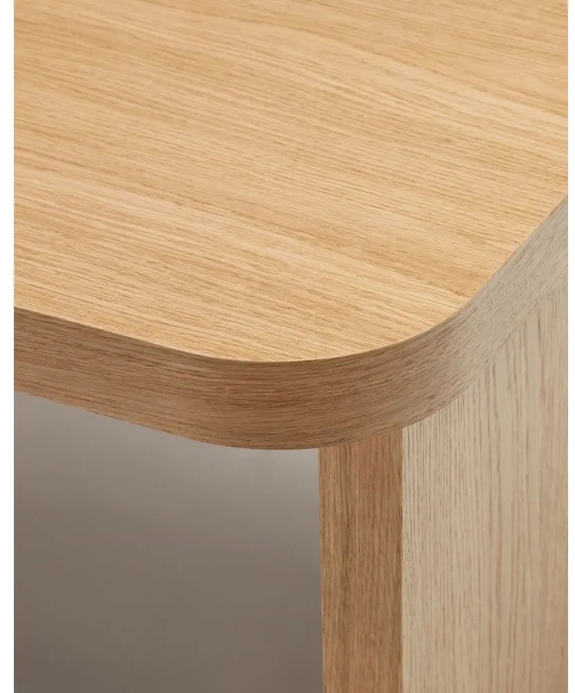 Natúr színű dohányzóasztal tölgyfa dekorral 75x140 cm Oaq – Kave Home