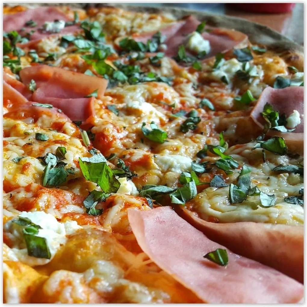 Poszterek 140x140 Repül a nyál