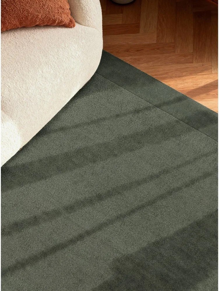 Sötétzöld kézi szövésű gyapjúkeverék szőnyeg 80x150 cm Kari – Villeroy&amp;Boch