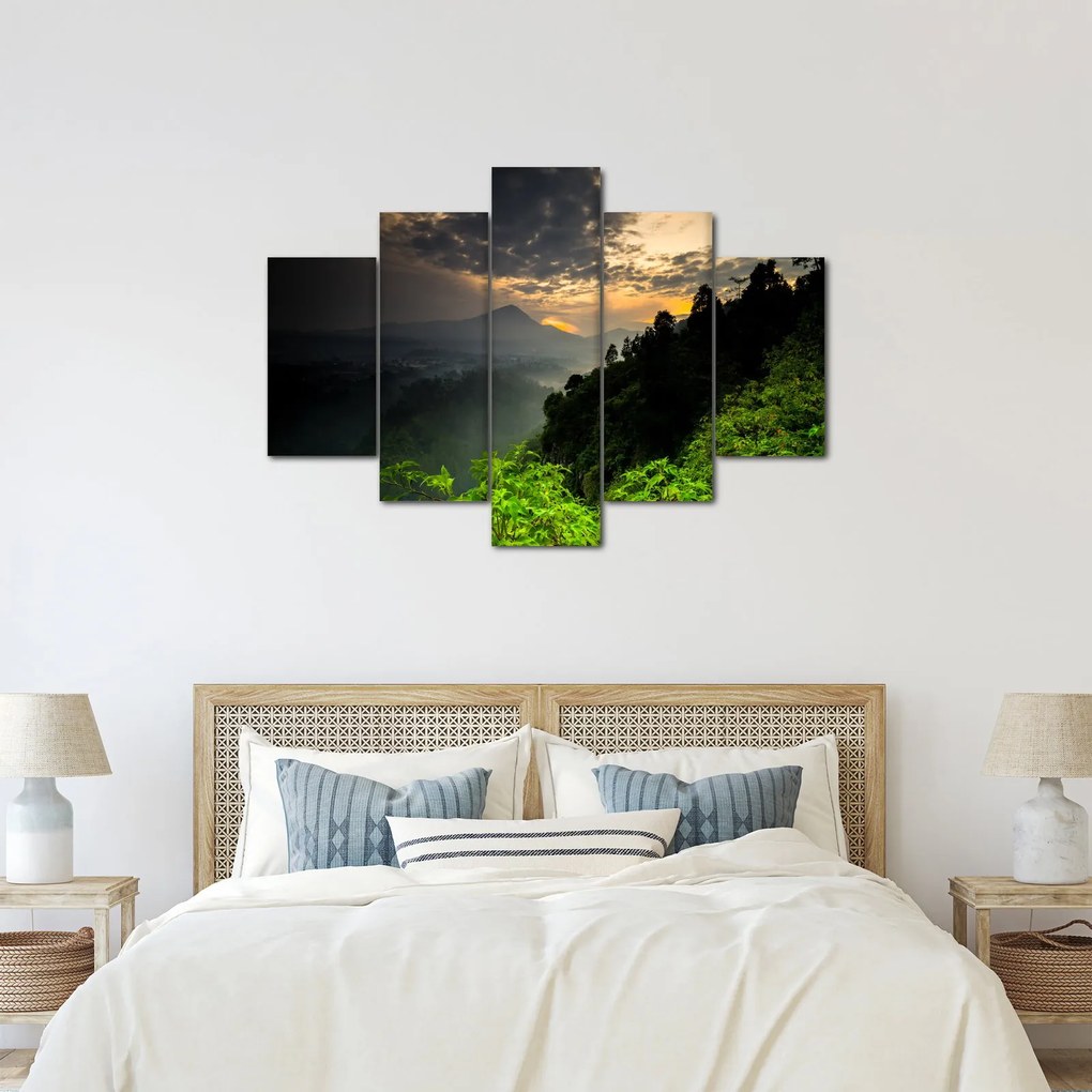 Kép - zöld hegyvidéki táj (150x105 cm)