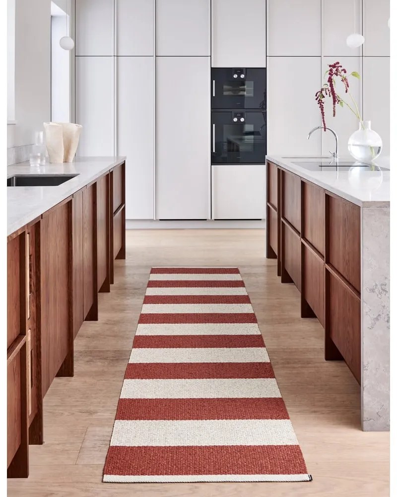 Téglavörös-krémszínű kültéri-beltéri futószőnyeg 70x225 cm Bob Brick – Pappelina