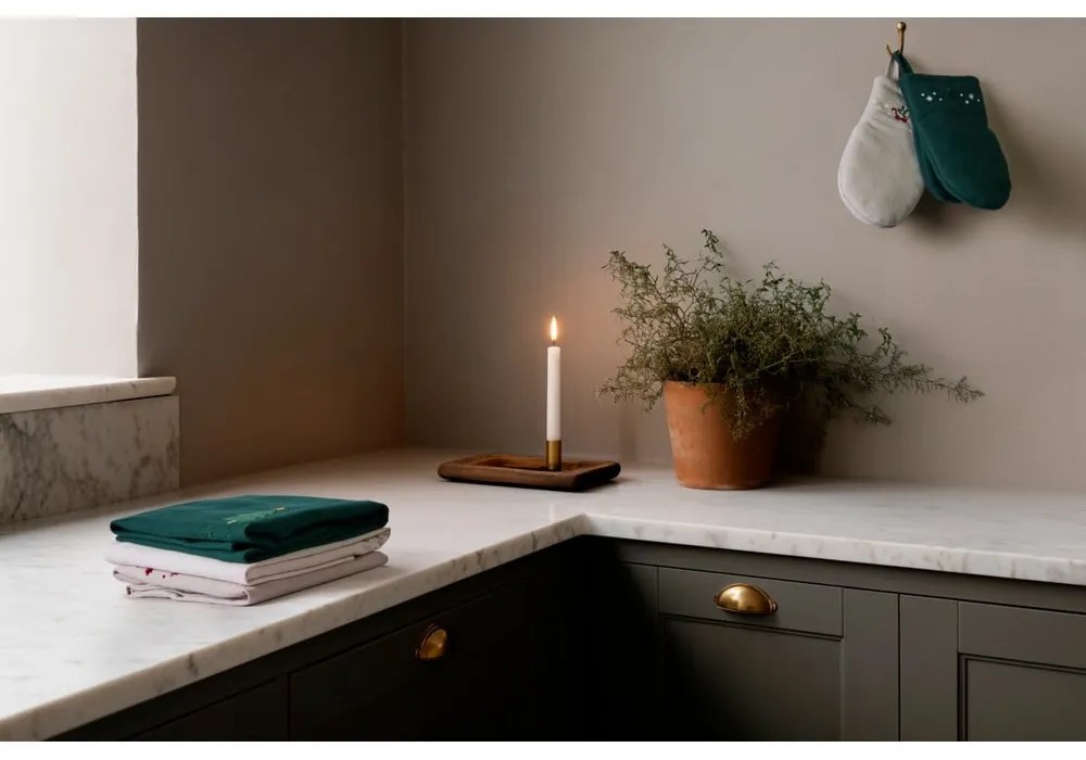 Pamutkeverék konyharuha karácsonyi mintával 50x70 cm Christmas Fable – JUNA