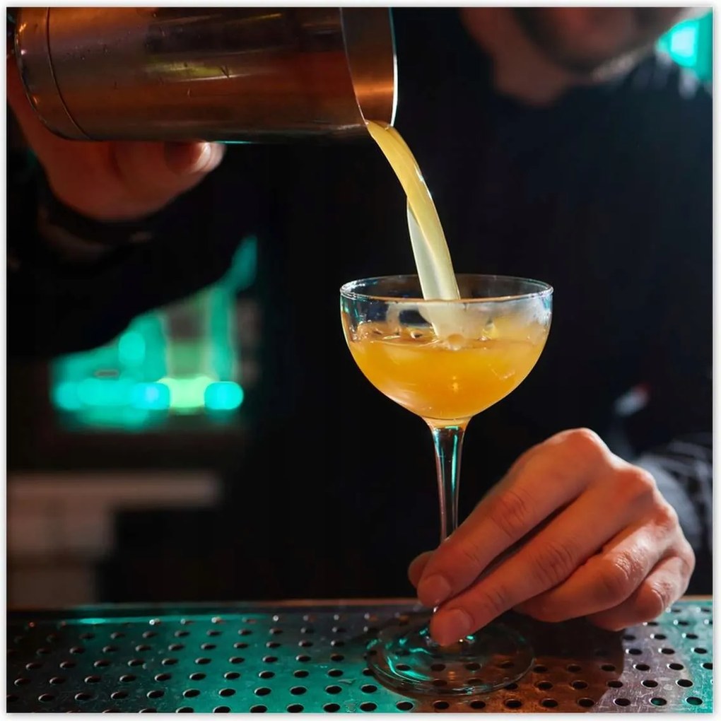 Poszterek 100x100 Alkoholos ital jéggel