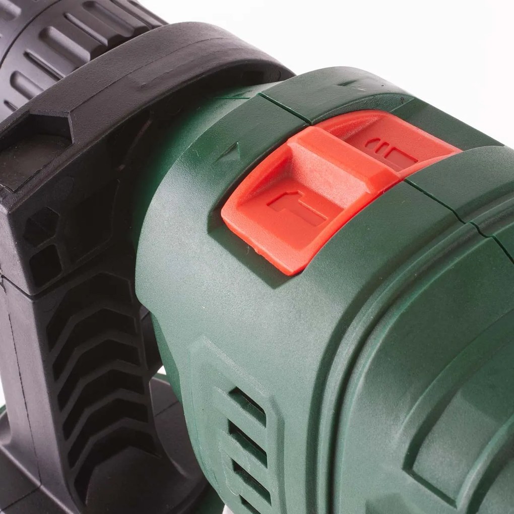 Asist AE1P71DN-BMC ütvefúrógép tokban, 710 W
