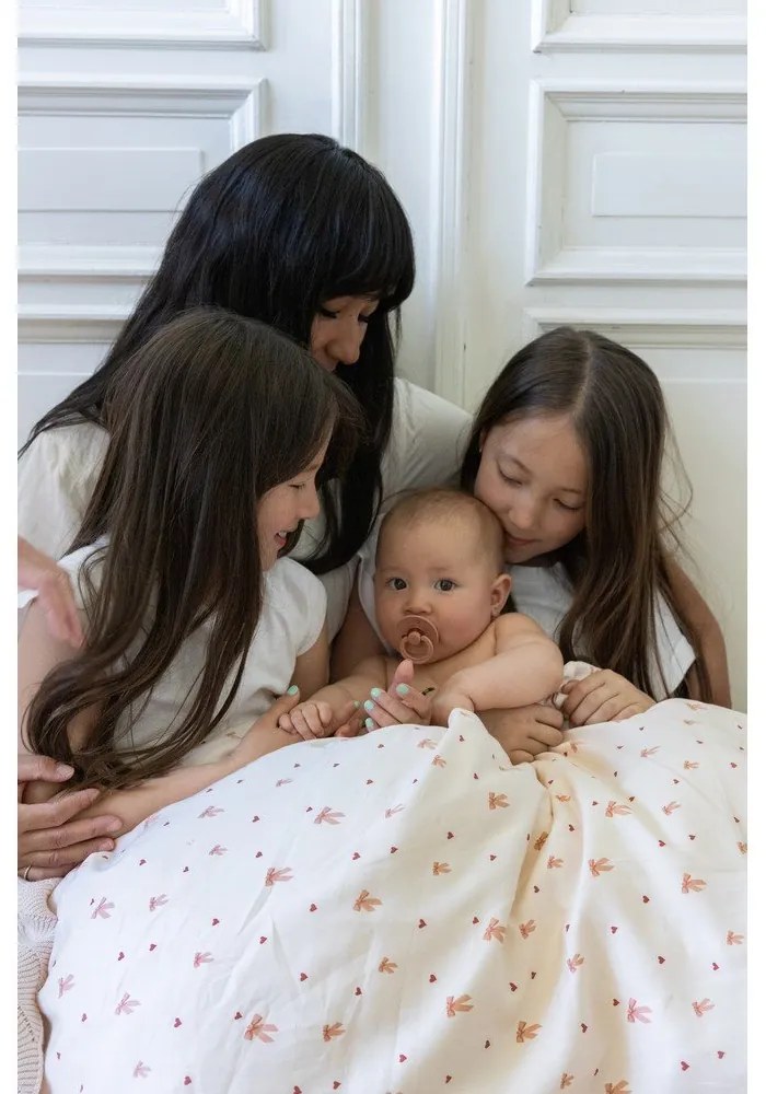 Világossárga-rózsaszín egyszemélyes bio pamut gyerek ágyneműhuzat 140x200 cm Bows – Cam Cam Copenhagen