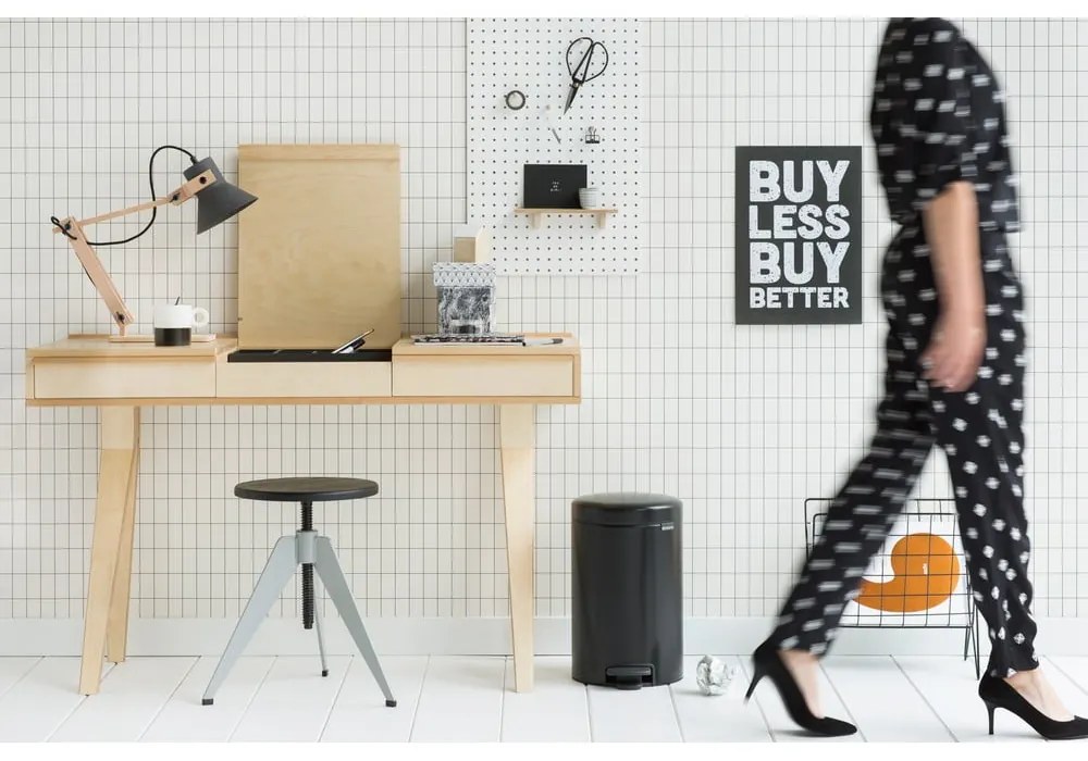Matt fekete acél pedálos szemetes 12 l NewIcon – Brabantia