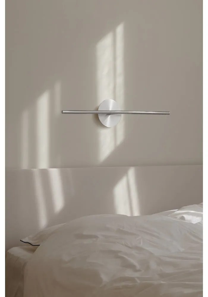 Ezüstszínű fém LED dimmelhető fali lámpa Omni Wall – UMAGE