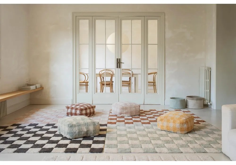 Világos rózsaszín-krémszínű mosható kézi szövésű pamut szőnyeg 120x160 cm Kitchen Tiles Rose – Lorena Canals