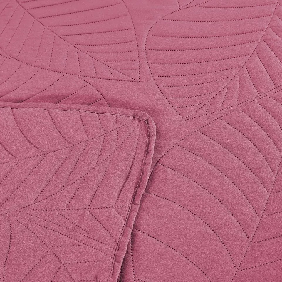 Rózsaszín ágytakaró LEAVES mintával Méret: 220 x 240 cm