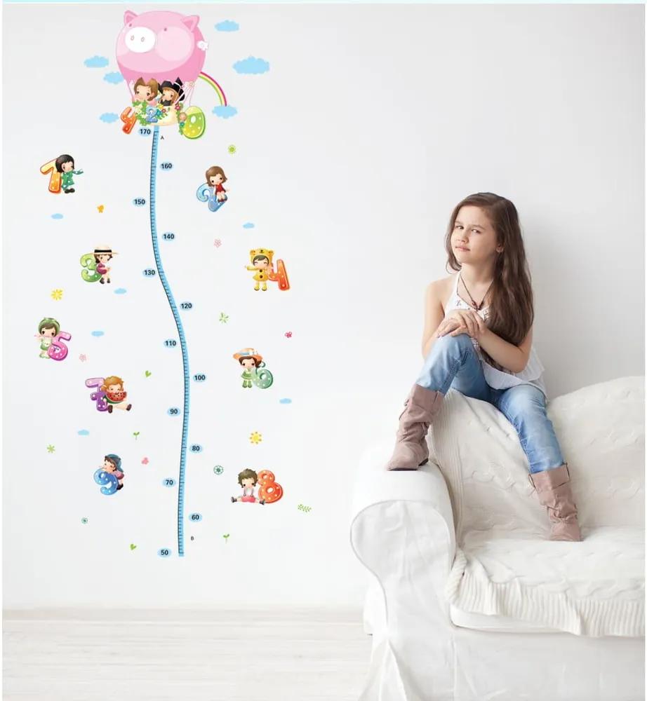 Balloon with Little Kids falmatrica magasságmérővel - Ambiance