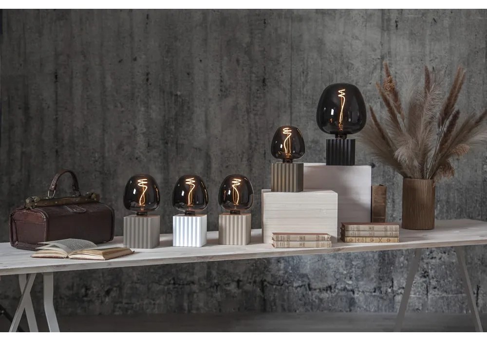 Meleg színű LED dekoratív izzó E27, 2 W Black Apple – Star Trading