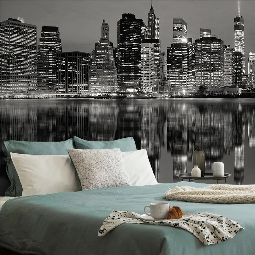 Fototapeta fekete-fehér Manhattan tükröződése a vízben