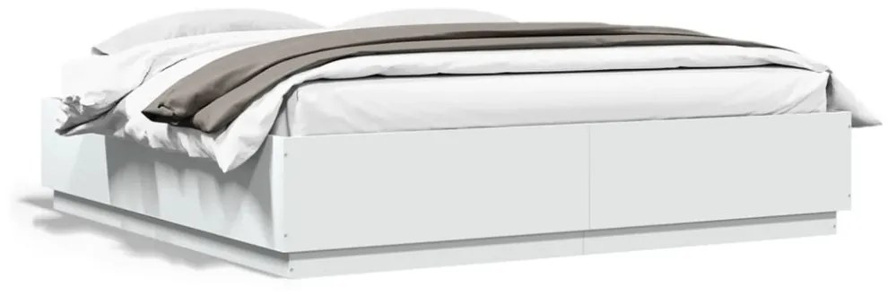 fehér szerelt fa ágykeret LED-del 200 x 200 cm