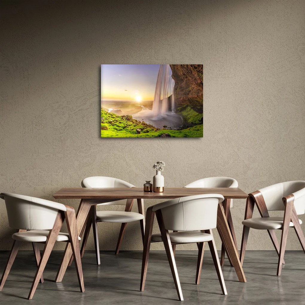 Kép - Seljalandsfoss a barlang mögül (70x50 cm)