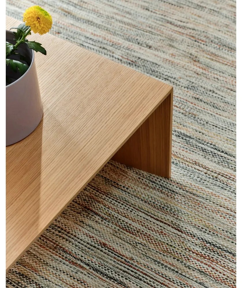 Világos natúr színű dohányzóasztal tölgyfa dekorral 70x140 cm Litto – Kave Home