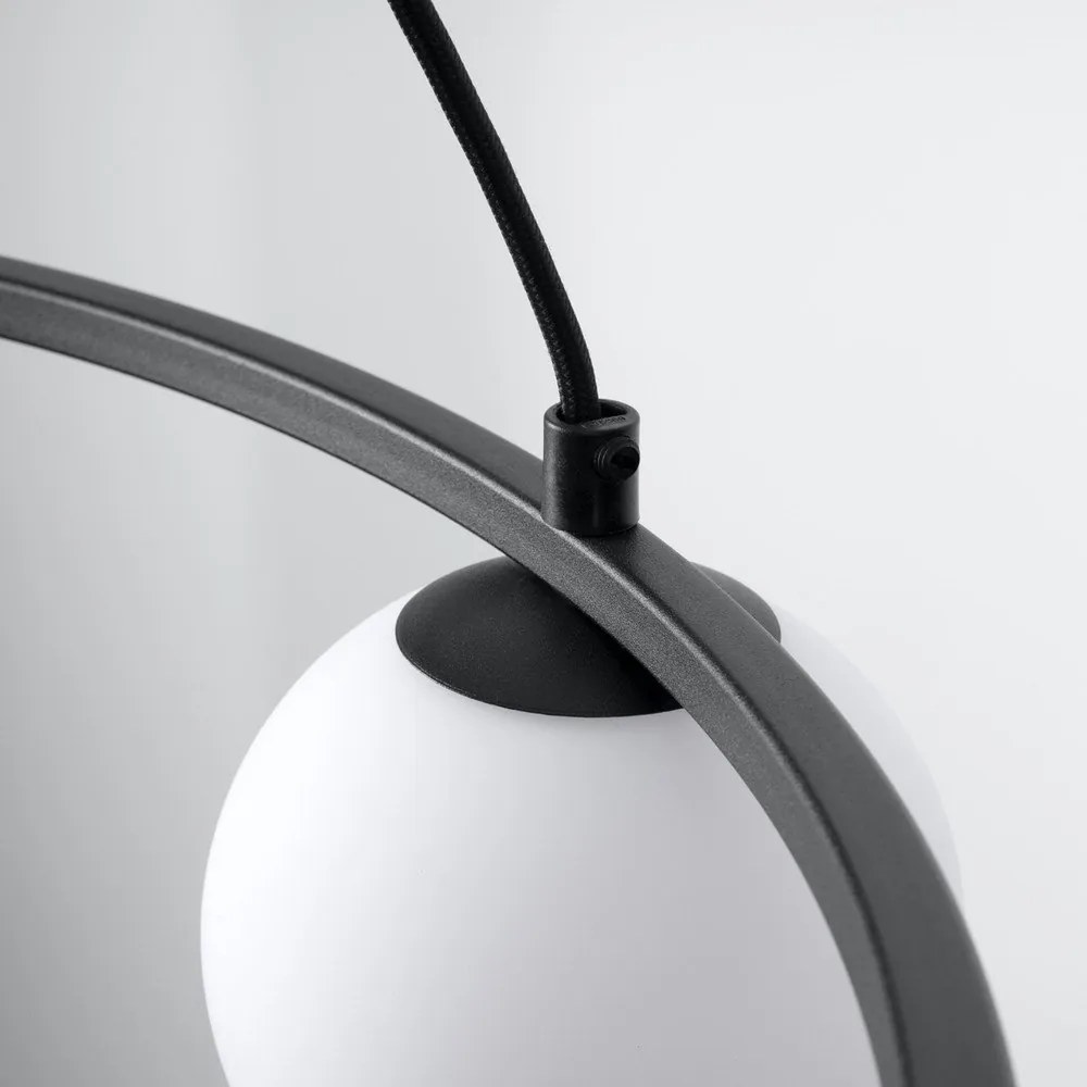 Fehér-fekete függőlámpa üveg búrával Umerta – Sollux