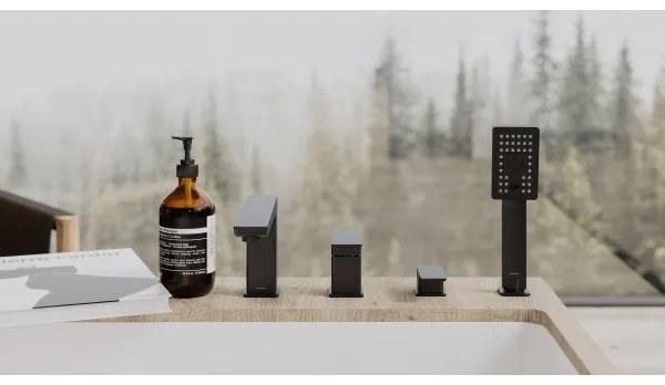 OMNIRES PM7432BL - Fürdőcsap 4-lyukas PARMA matt fekete