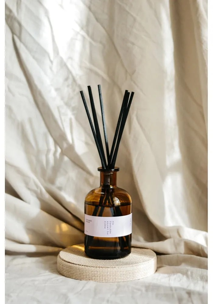 Aromadiffúzor #44 Chocolate, Fig, Musk – Perfumed Prague