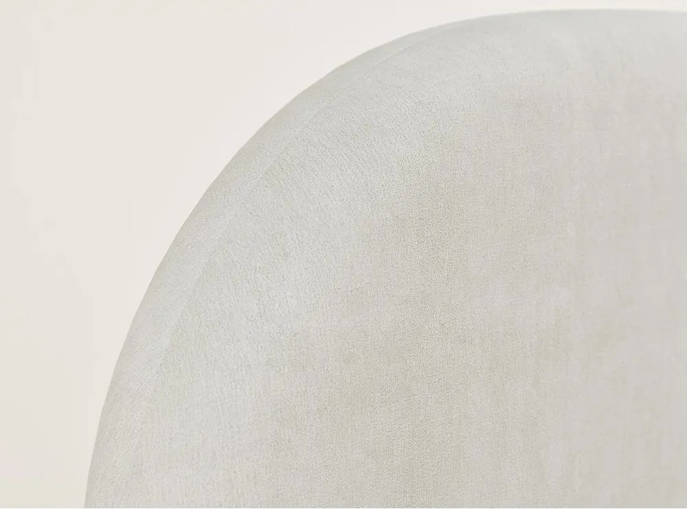 Krémszínű kárpitozott ágyneműtartós franciaágy ágyráccsal 180x200 cm Maumere – Maison de Rêve