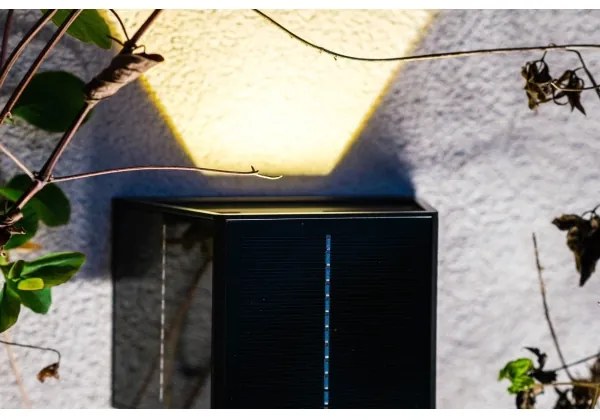 Brilagi - LED Napelemes fali lámpa SOLAR CUBE LED/2W/3,2V 1300 mAh IP54