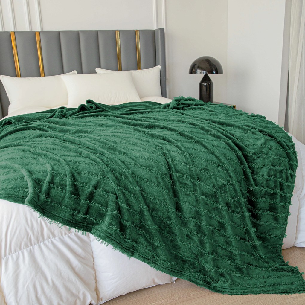 PRESTIGE sötétzöld mikroplüss pléd mintával Méret: 160 x 200 cm