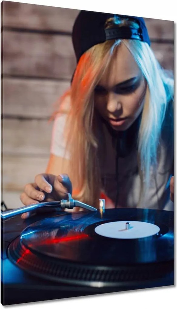 Vászonkép 80x120 Dj Csaj Dj lemezjátszó