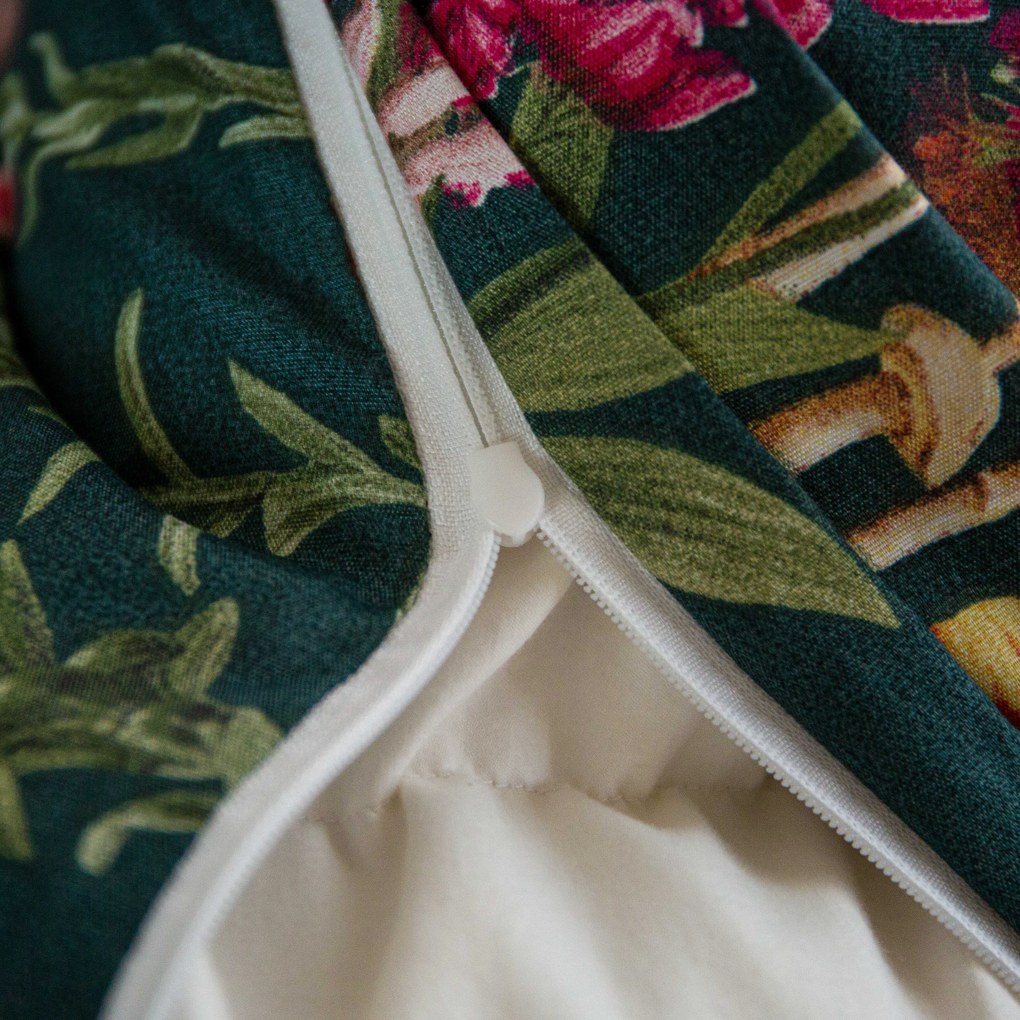 Mikroszálas ágynemű MYSTIC GARDEN sötétzöld Ágyneműhuzat mérete: 2 db 70 x 90 cm | 200 x 220 cm