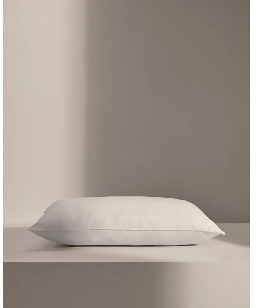 Párna 50x80 cm Fluff – Kave Home