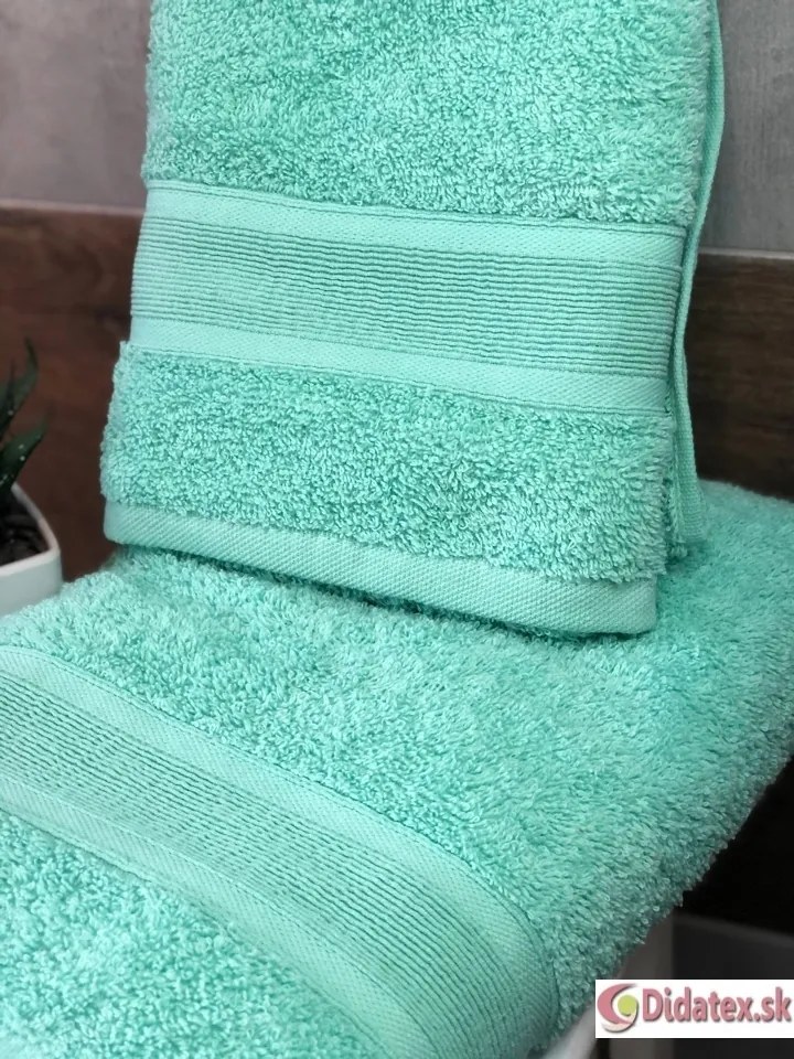 F-1 frottír törülköző - türkizkék A törülközők mérete: 50x90 cm
