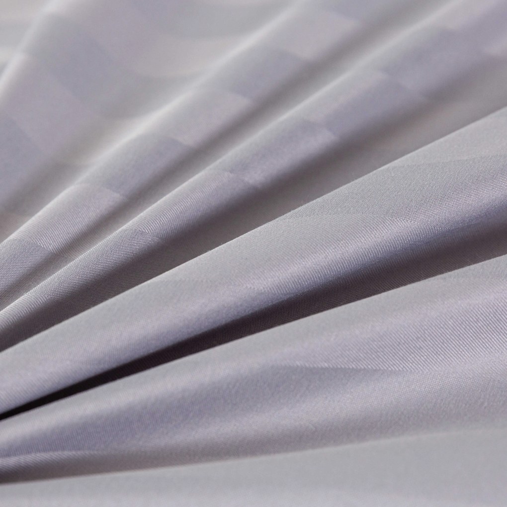 JASMINE mikroszálas szállodai ágyneműhuzat, világosszürke – 2 cm-es csíkos, szállodai zsebes Ágyneműhuzat mérete: 70 x 90 cm | 140 x 200 cm