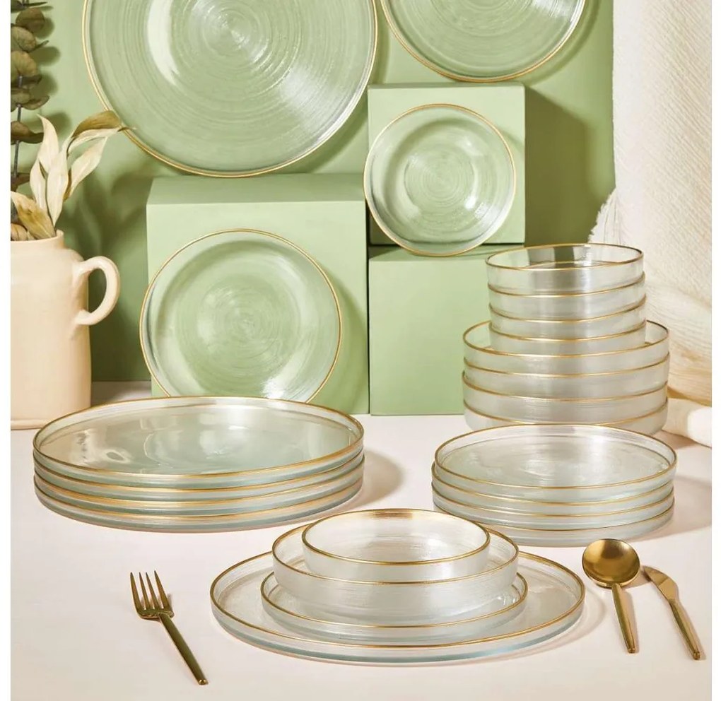 24 részes üveg étkészlet — átlátszó, arany díszítéssel