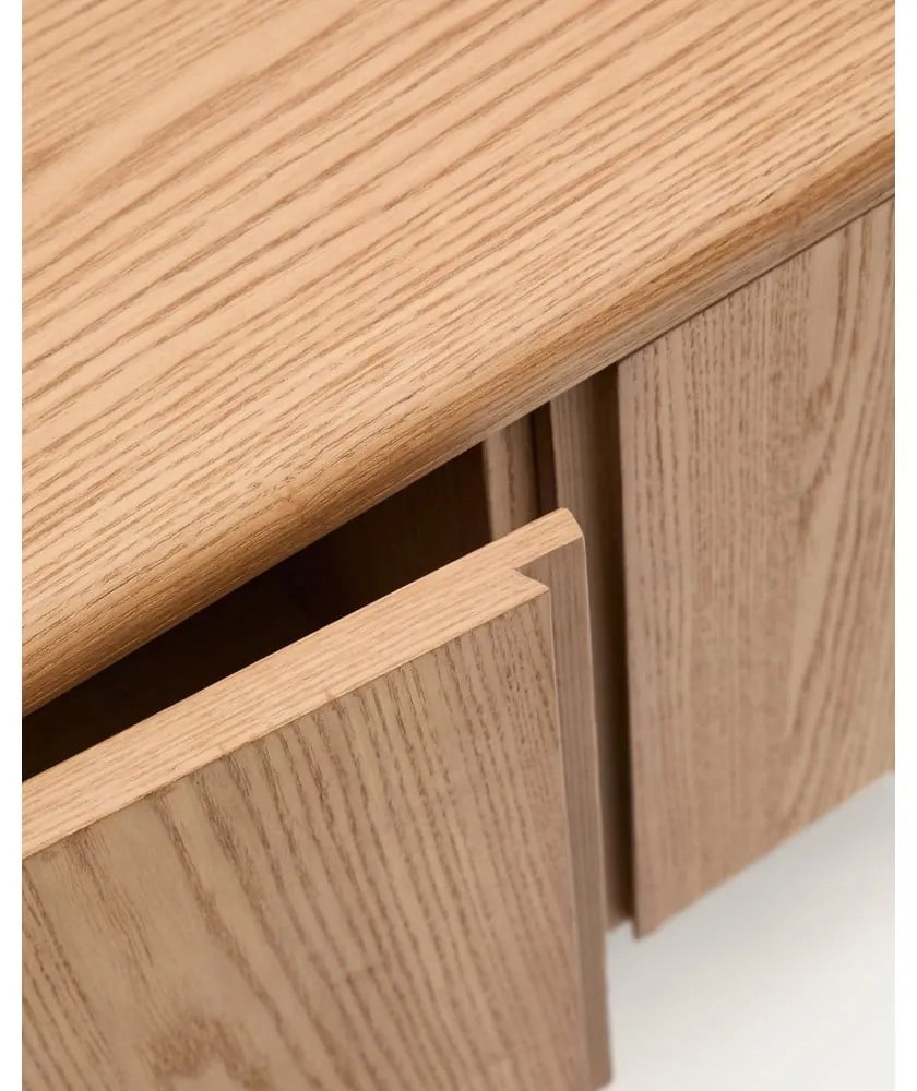 Natúr színű fali mosdó alatti szekrény kőrisfa dekorral 90x35 cm Salaya – Kave Home