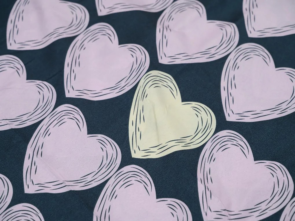 Mikroszálas ágyneműhuzat VIOLET HEARTS világos lila Ágyneműhuzat mérete: 2 db 70 x 80 cm | 160 x 200 cm