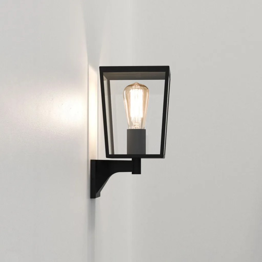ASTRO LIGHTING 1366002 FARRINGDON Klasszikus Kültéri Fali Lámpa Fekete E27 IP44