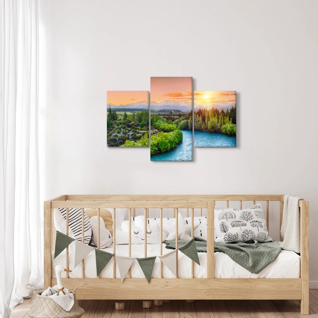 Kép - Erdei hegyvidéki táj (90x60 cm)