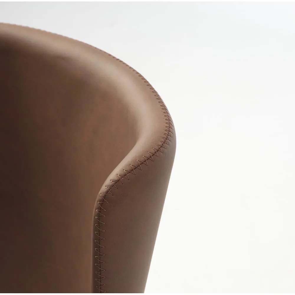 Konyakbarna bőrutánzat étkezőszék Teslin – Unique Furniture