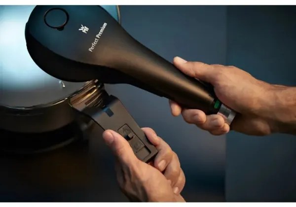 WMF - Nyomásfőző 4,5 l PERFECT PREMIUM, rozsdamentes acél