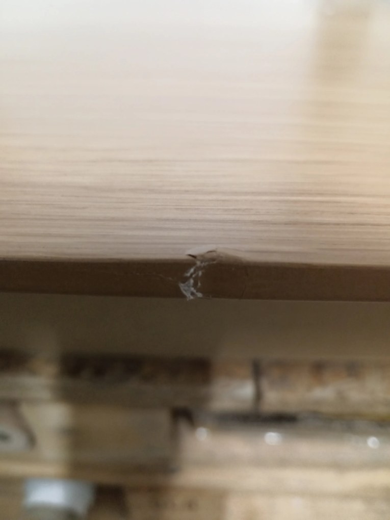 AKCIÓ Étkezőasztal tölgy dekorlapos MOSSO III 80x80 II. osztály