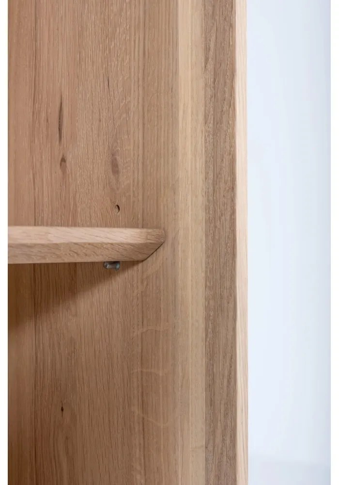 Fekete-natúr színű tölgyfa alacsony komód 176x100 cm Fina – Gazzda