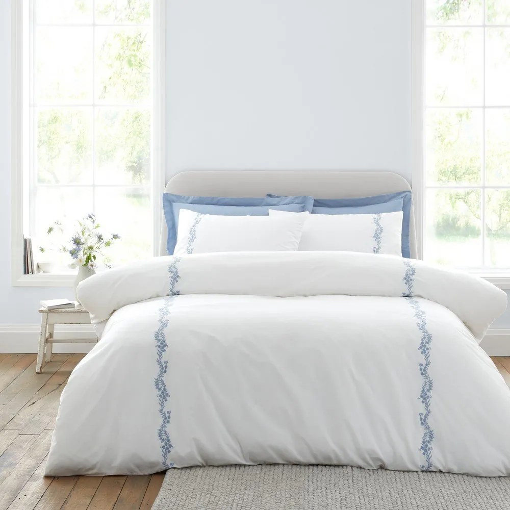 Fehér kétszemélyes háromrészes pamut-perkál ágyneműhuzat 200x200 cm Camille Embroidered Floral – Bianca