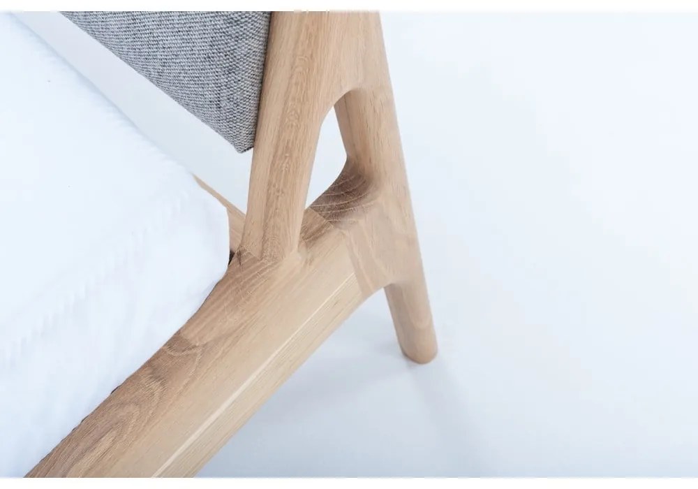 Szürke-natúr színű tölgyfa franciaágy 140x200 cm Fawn – Gazzda