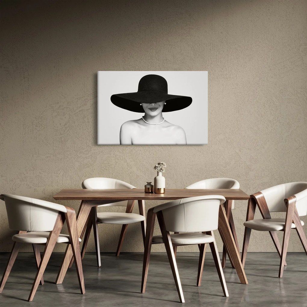 Kép - kalapos nő (90x60 cm)
