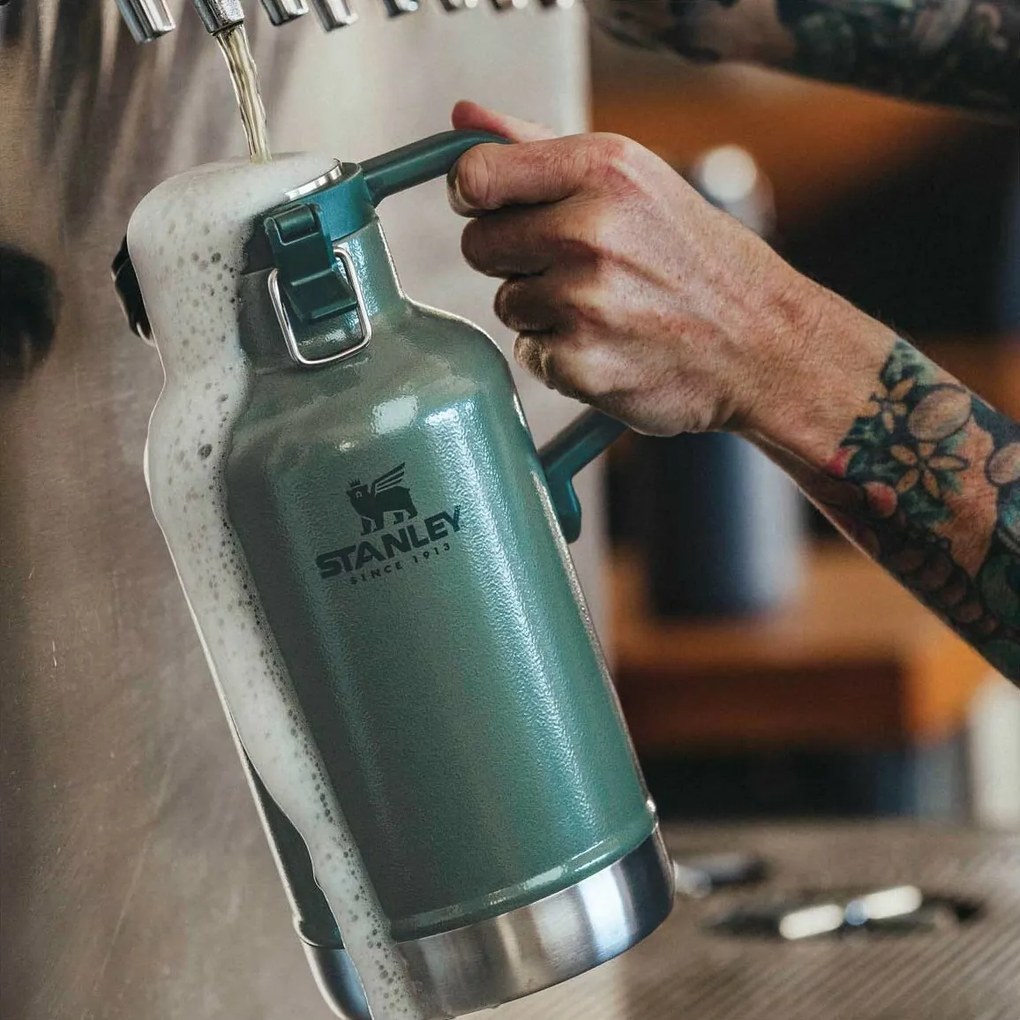 Stanley Easy-Pour Growler sörös kancsó 1,9 lHammertone Green