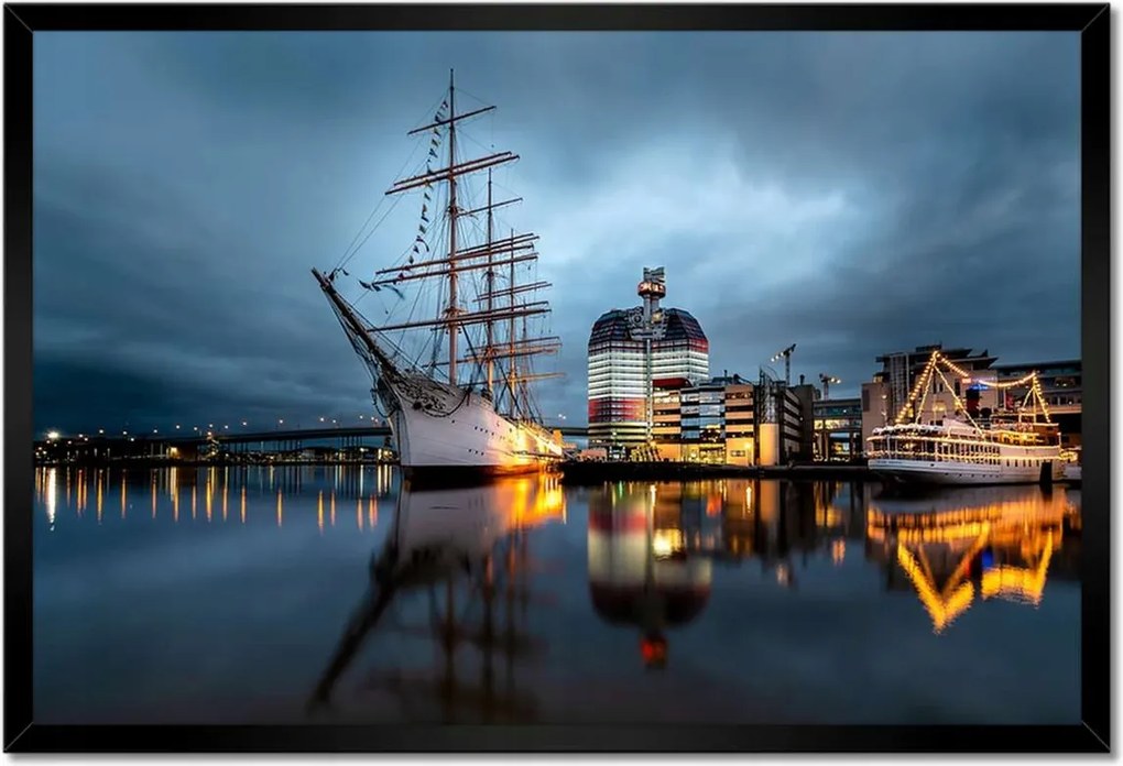 Poszterek keretben 60x40 Vitorláshajó a kikötőben éjszaka