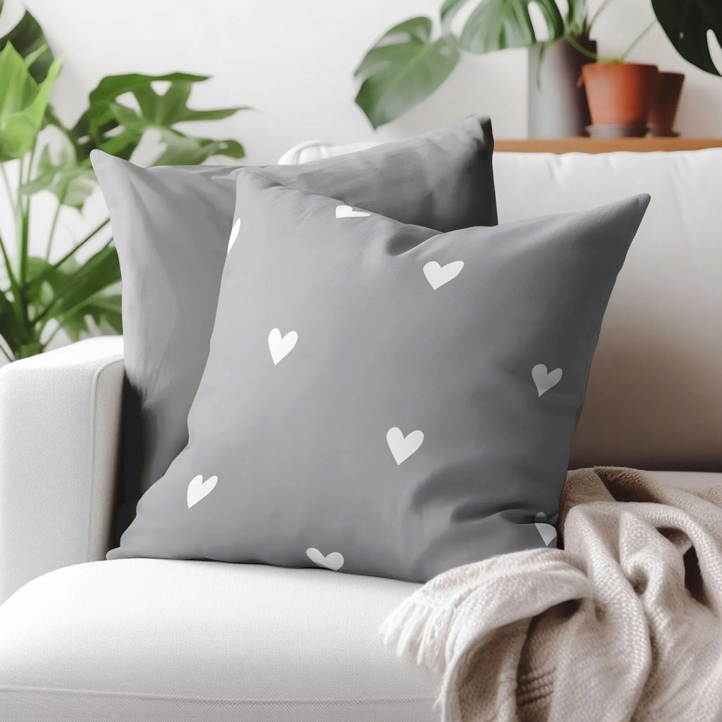 Goldea pamut párnahuzat - szívecskék, szürke alapon 40 x 40 cm