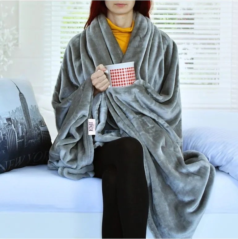 EMI sötét szürke színű mikroszálas takaró 150 x 200 cm