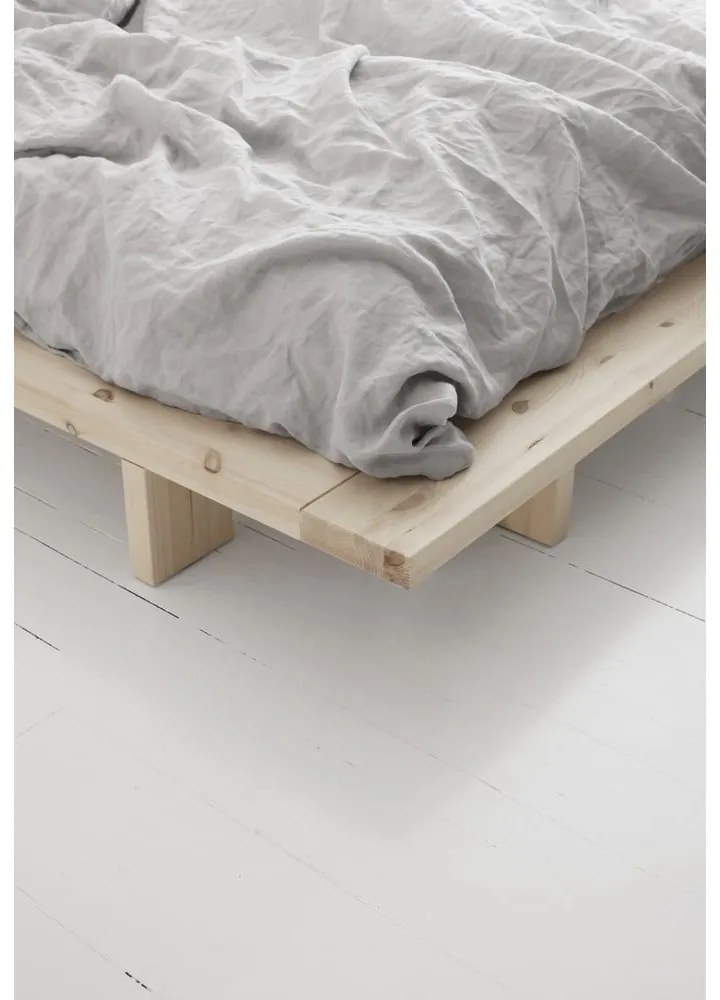Borovi fenyő franciaágy ágyráccsal 160x200 cm Japan – Karup Design